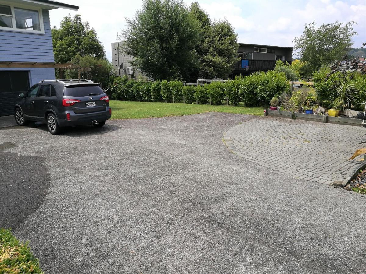 Geyser Lookout Bnb Rotorua Exterior foto